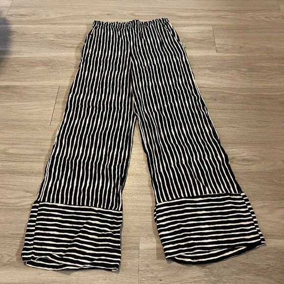 H&M women's black/white striped wide leg loose pant with elastic waist sz 2 - Picture 1 of 8